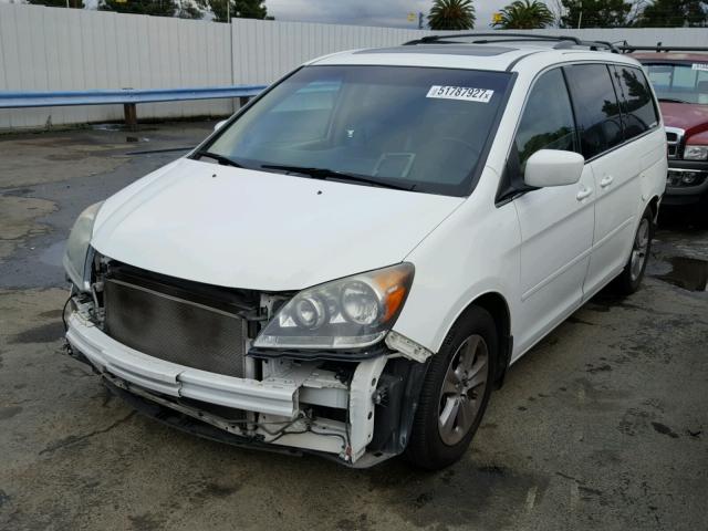 5FNRL38948B062663 - 2008 HONDA ODYSSEY TO WHITE photo 2