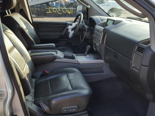 1N6AA07AX6N522191 - 2006 NISSAN TITAN XE SILVER photo 5