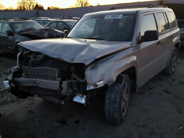1J8FT28B99D124401 - 2009 JEEP PATRIOT SP BEIGE photo 2