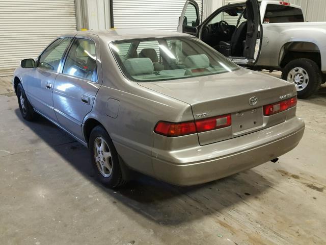 4T1BG22K1WU371504 - 1998 TOYOTA CAMRY CE BEIGE photo 3