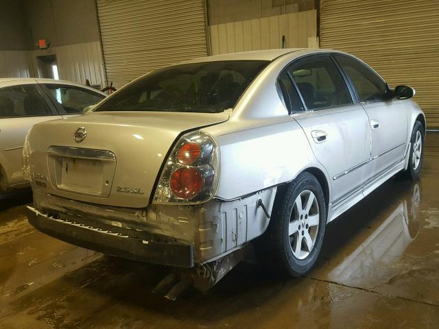 1N4AL11DX5C127725 - 2005 NISSAN ALTIMA S SILVER photo 4