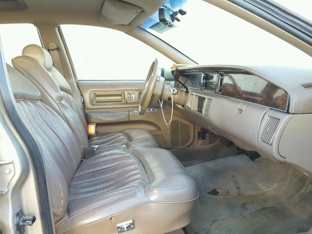 1G4BR8375PW402069 - 1993 BUICK ROADMASTER GOLD photo 5