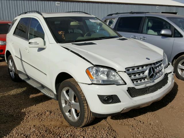 4JGBB8GBXBA682063 - 2011 MERCEDES-BENZ ML 350 4MA WHITE photo 1