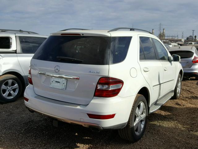 4JGBB8GBXBA682063 - 2011 MERCEDES-BENZ ML 350 4MA WHITE photo 4