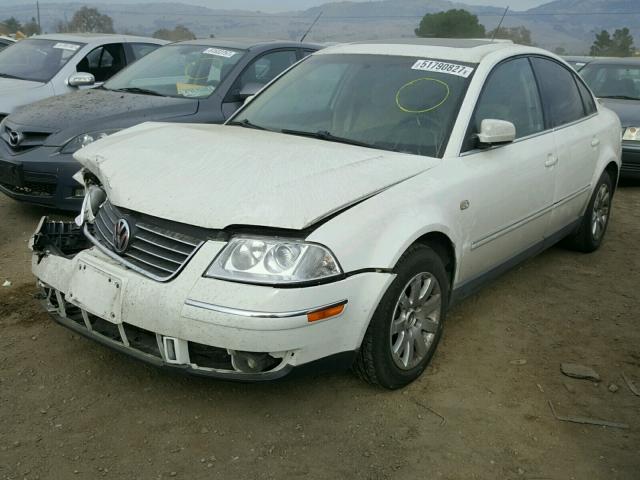 WVWPH63B83P096463 - 2003 VOLKSWAGEN PASSAT GLS WHITE photo 2