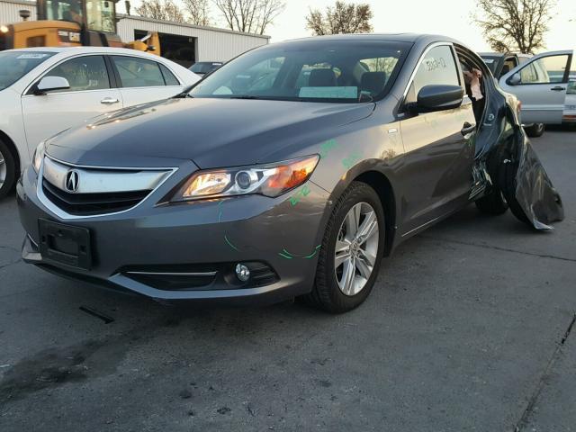 19VDE3F79DE300909 - 2013 ACURA ILX HYBRID SILVER photo 2