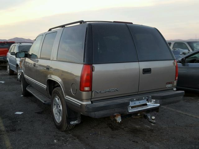 1GKEK13R9XJ740168 - 1999 GMC DENALI TAN photo 3