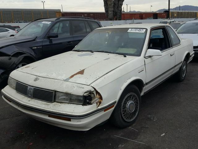 1G3AM11W7JG312553 - 1988 OLDSMOBILE CUTLASS CI WHITE photo 2