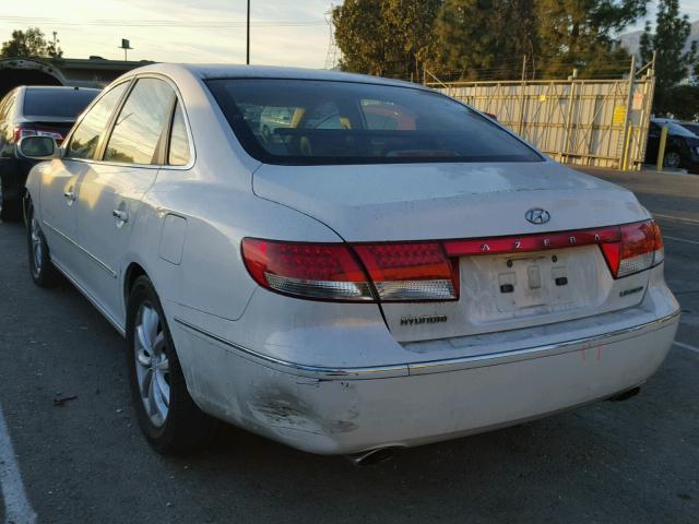 KMHFC46F66A084974 - 2006 HYUNDAI AZERA SE WHITE photo 3