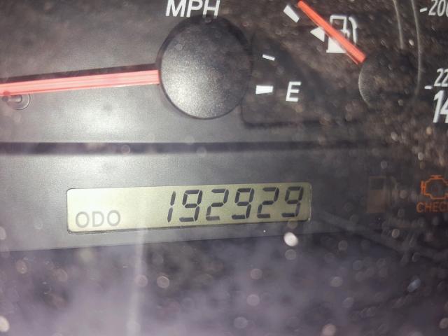 4T1BE32K02U078960 - 2002 TOYOTA CAMRY LE ვერცხლისფერი ფოტო 8