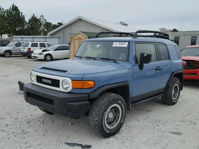 JTEBU4BF3EK194097 - 2014 TOYOTA FJ CRUISER BLUE photo 2