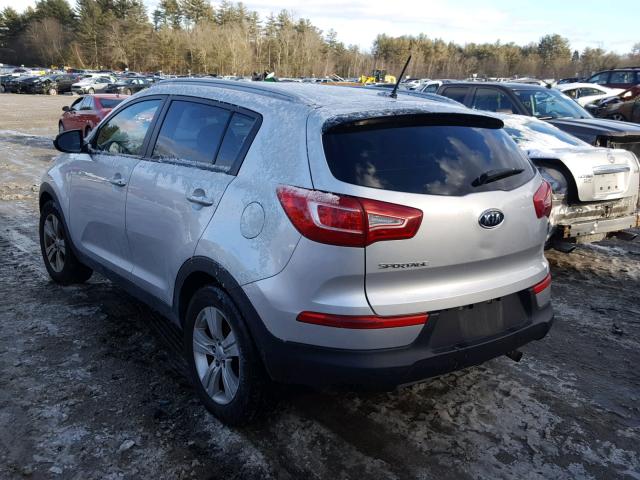 KNDPB3A25B7161626 - 2011 KIA SPORTAGE L SILVER photo 3