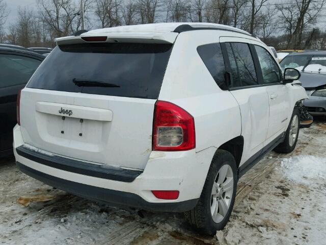 1J4NT1FAXBD256011 - 2011 JEEP COMPASS SP WHITE photo 4