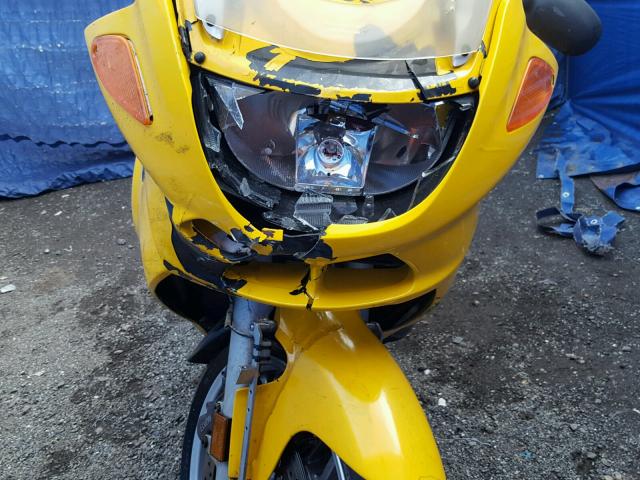 WB10557A82ZG36032 - 2002 BMW K1200 RS YELLOW photo 9