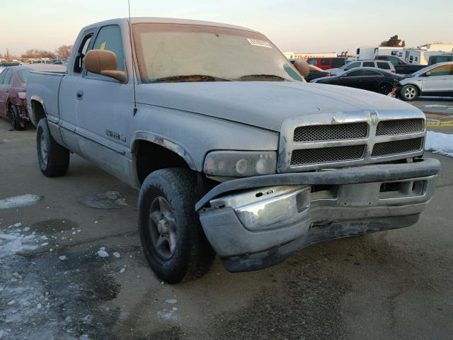 1B7HF13Z5XJ612040 - 1999 DODGE RAM 1500 SILVER photo 1