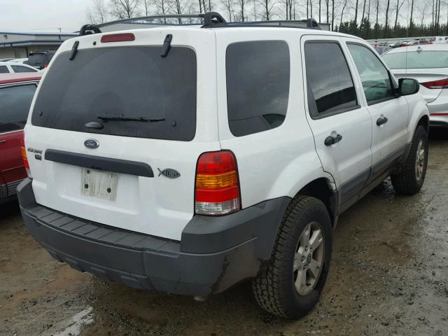 1FMYU93145KA20128 - 2005 FORD ESCAPE XLT WHITE photo 4