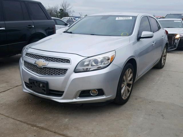 1G11H5SA2DF226150 - 2013 CHEVROLET MALIBU LTZ 银色 照片 2