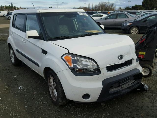 KNDJT2A21B7304679 - 2011 KIA SOUL + WHITE photo 1