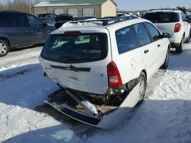 1FAFP36341W333458 - 2001 FORD FOCUS SE WHITE photo 4