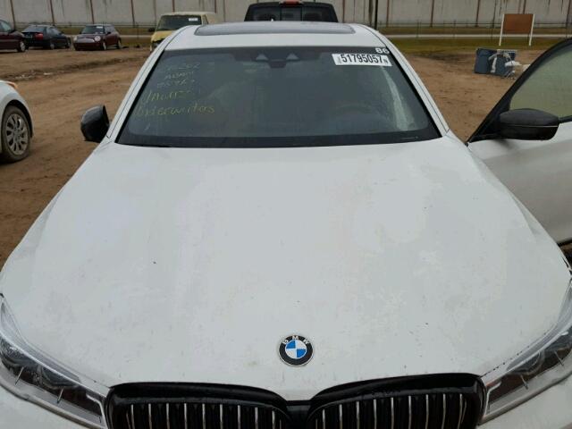 WBA7F0C32HGM21754 - 2017 BMW 750 I WHITE photo 7