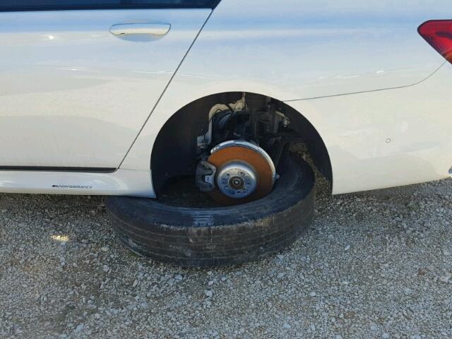 WBA7F0C32HGM21754 - 2017 BMW 750 I WHITE photo 9