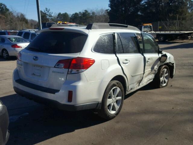 4S4BRCCC0D3289712 - 2013 SUBARU OUTBACK 2. WHITE photo 4