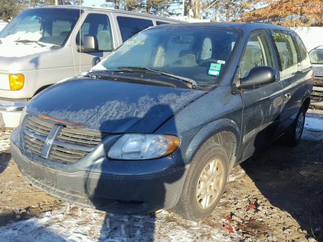 1D4GP25B25B319348 - 2005 DODGE CARAVAN SE GREEN photo 2