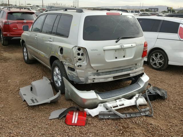 JTEGF21A730082082 - 2003 TOYOTA HIGHLANDER SILVER photo 3