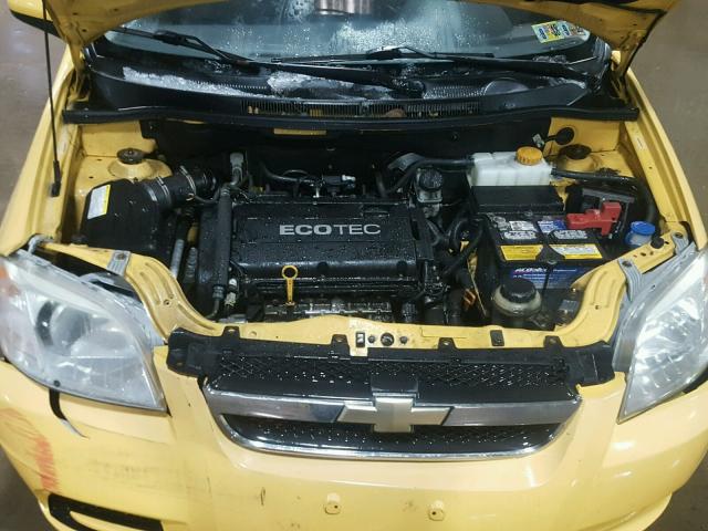 KL1TD56E79B622539 - 2009 CHEVROLET AVEO LS YELLOW photo 7