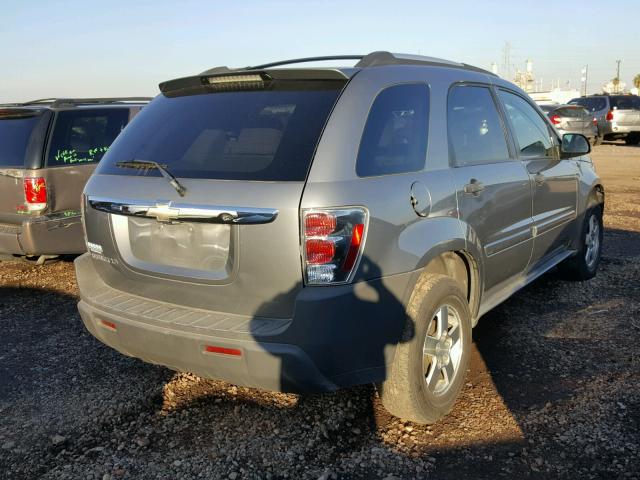 2CNDL13F156100438 - 2005 CHEVROLET EQUINOX LS GRAY photo 4