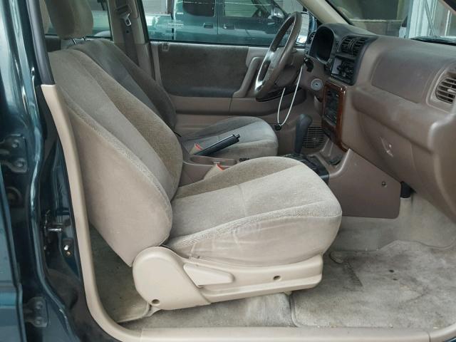 4S6CK58W314404744 - 2001 HONDA PASSPORT E GREEN photo 5