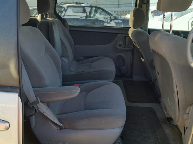 5TDZA23C64S086195 - 2004 TOYOTA SIENNA CE SILVER photo 6