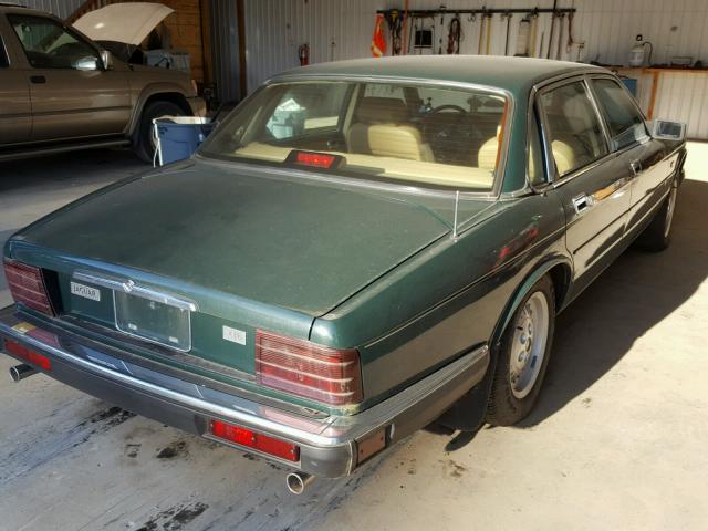 SAJHV1644JC551697 - 1988 JAGUAR XJ6 GREEN photo 4