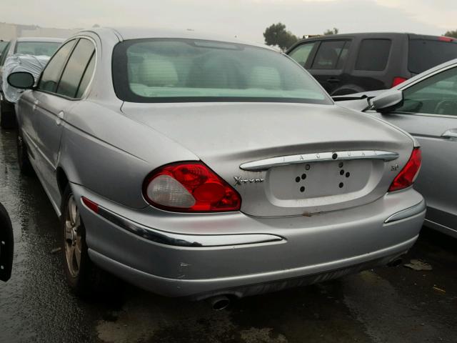 SAJEA51C22WC49753 - 2002 JAGUAR X-TYPE 3.0 SILVER photo 3