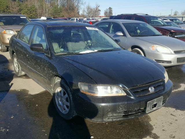 1HGCG56702A124763 - 2002 HONDA ACCORD SE BLACK photo 1