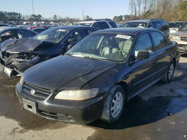 1HGCG56702A124763 - 2002 HONDA ACCORD SE BLACK photo 2