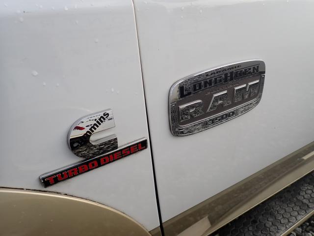 3C63RRNL4DG593106 - 2013 RAM 3500 LONGH WHITE photo 9