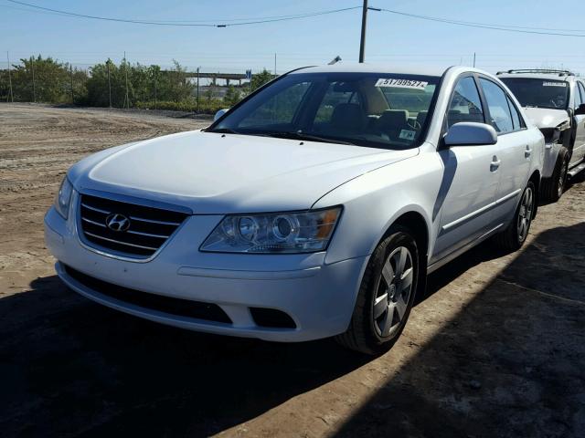 5NPET46C79H548972 - 2009 HYUNDAI SONATA GLS WHITE photo 2