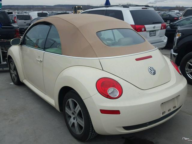 3VWRF31Y26M306907 - 2006 VOLKSWAGEN NEW BEETLE BEIGE photo 3