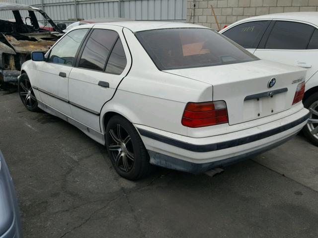 WBACB4317PFL01422 - 1993 BMW 325 I AUTO WHITE photo 3