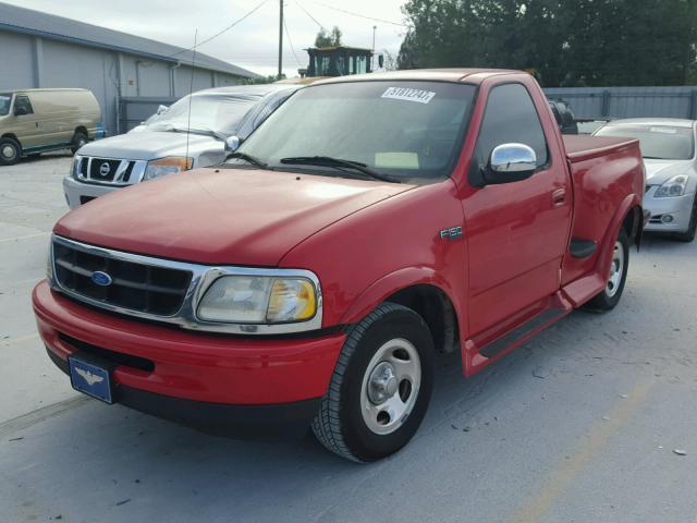 1FTDF0726VKB38113 - 1997 FORD F150 RED photo 2