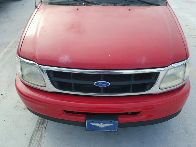 1FTDF0726VKB38113 - 1997 FORD F150 RED photo 7