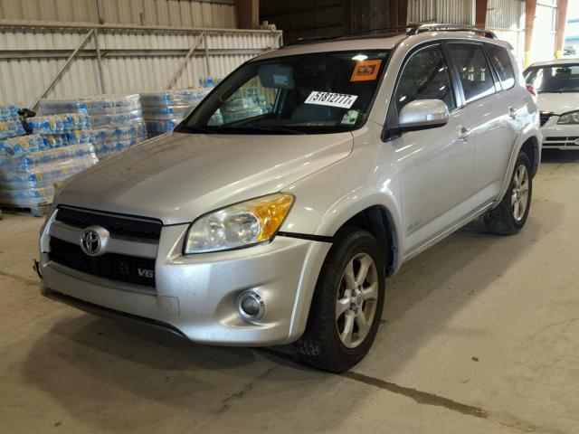 JTMZK31VX9D002552 - 2009 TOYOTA RAV4 LIMIT SILVER photo 2