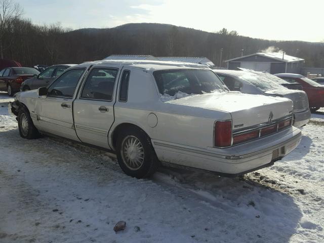 1LNLM82W6TY668260 - 1996 LINCOLN TOWN CAR S WHITE photo 3