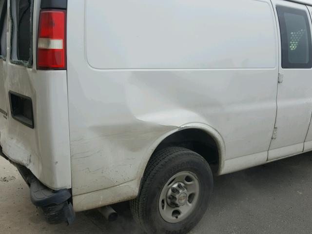 1GCWGGBA9D1161287 - 2013 CHEVROLET EXPRESS G2 WHITE photo 9