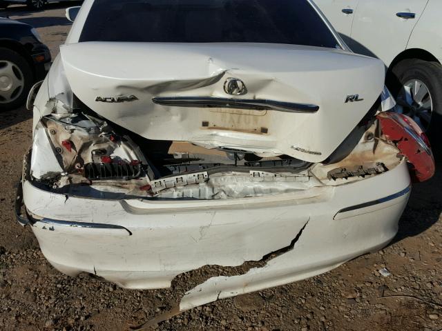 JH4KB16697C001935 - 2007 ACURA RL WHITE photo 9