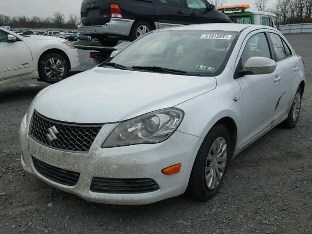 JS2RF9A15A6100343 - 2010 SUZUKI KIZASHI S WHITE photo 2