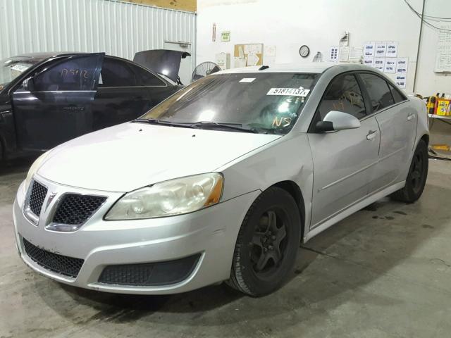 1G2ZA5E03A4113773 - 2010 PONTIAC G6 SILVER photo 2