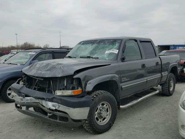 1GCHK23142F189426 - 2002 CHEVROLET SILVERADO GRAY photo 2