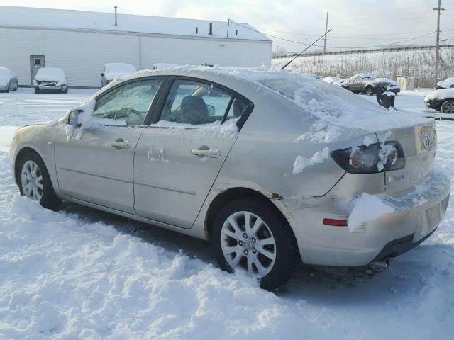 JM1BK32F471749796 - 2007 MAZDA 3 I TAN photo 3